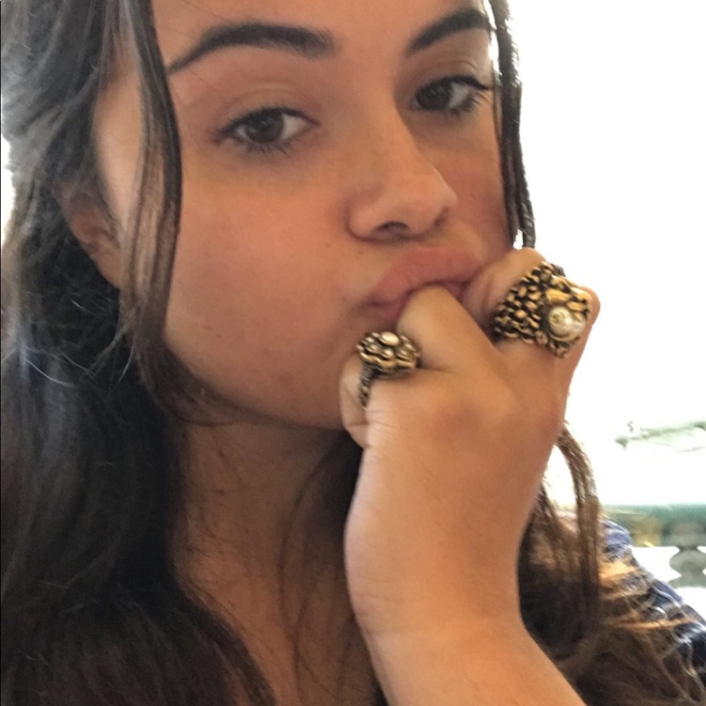 Meet your Posher, Marina